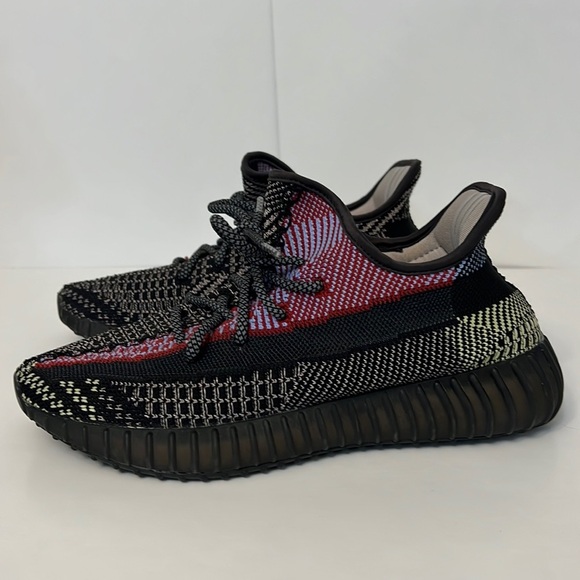ADIDAS YEEZY BOOST 350 v2 NON- REFLECTIVE MENS 6.5 WOMENS 7.5 - Picture 1 of 16